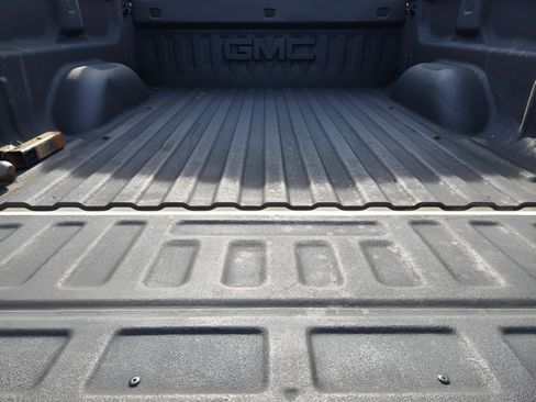 Used 2018 GMC Sierra 1500 SLT w/ SLT Premium Package AWD/4WD image 27