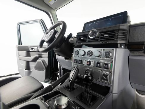 Used 2024 INEOS Grenadier AWD/4WD image 19