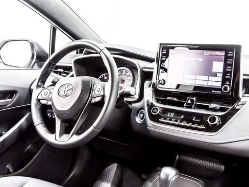 Used 2022 Toyota Corolla SE image 23