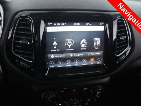 Used 2018 Jeep Compass Limited w/ Navigation Group AWD/4WD image 5