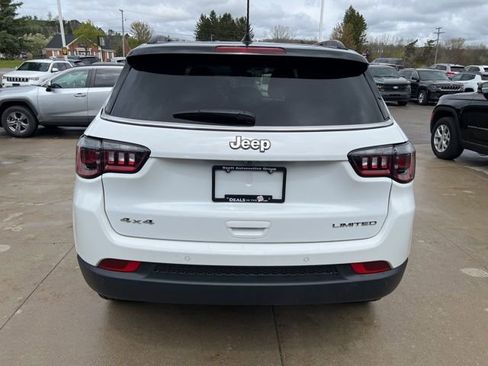 Certified 2025 Jeep Compass Limited AWD/4WD image 5