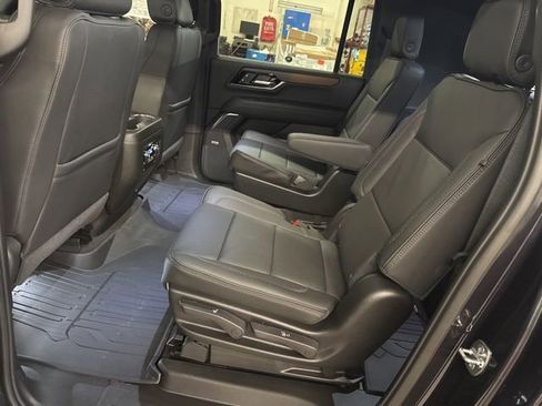 New 2026 GMC Yukon XL Denali w/ Sun & Power Step Package image 22