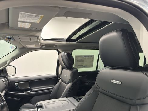 New 2026 Ford Expedition Max Platinum w/ Driver's Package image 25