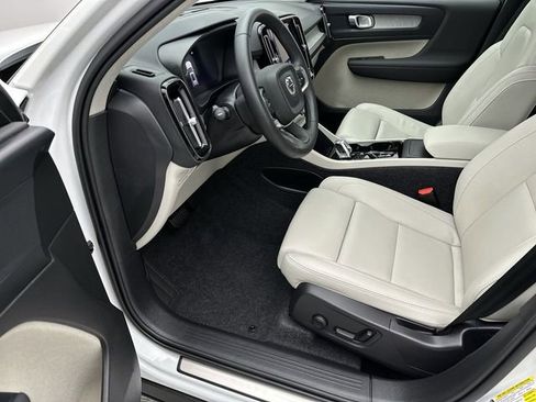 New 2026 Volvo XC40 B5 Plus w/ Protection Package Premier image 11