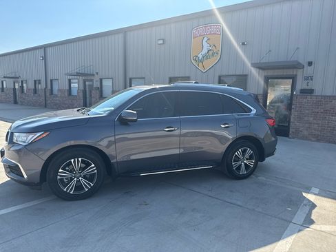 Used 2018 Acura MDX SH-AWD image 15