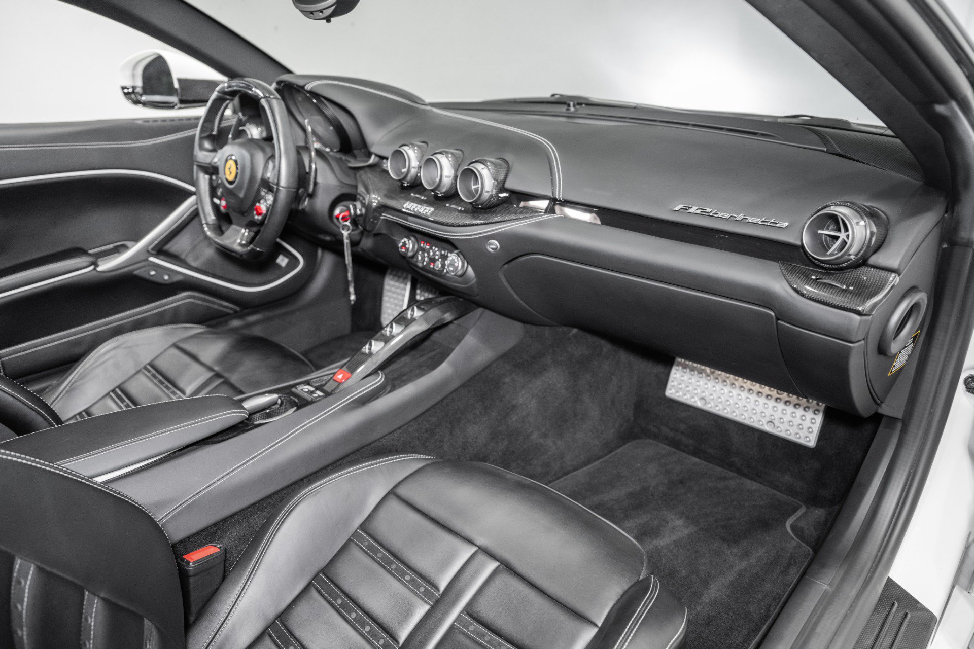 Used 2017 Ferrari F12 Berlinetta RWD image 23