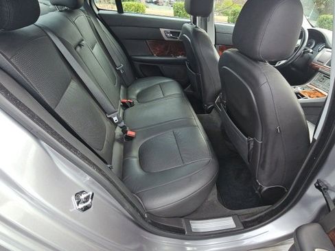 Used 2009 Jaguar XF Supercharged image 12