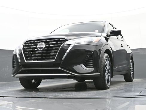 Used 2024 Nissan Kicks SV image 56