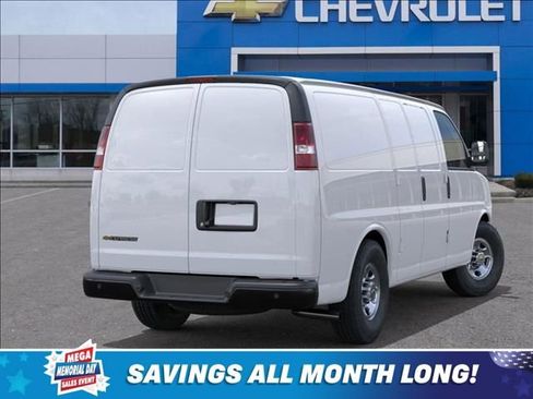 New 2026 Chevrolet Express 2500 w/ Driver Convenience Package RWD image 4