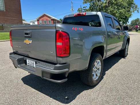 Used 2018 Chevrolet Colorado LT AWD/4WD image 4