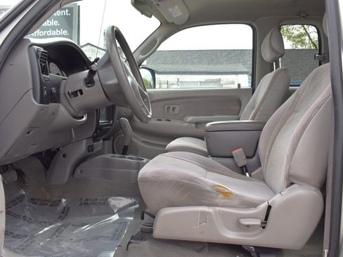 Used 2004 Toyota Tacoma PreRunner image 10