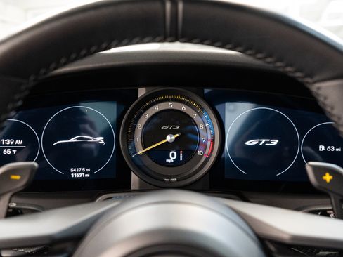 Used 2022 Porsche 911 GT3 image 28