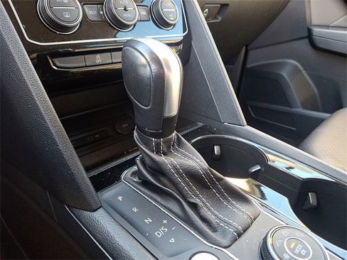 Used 2022 Volkswagen Atlas SE image 10