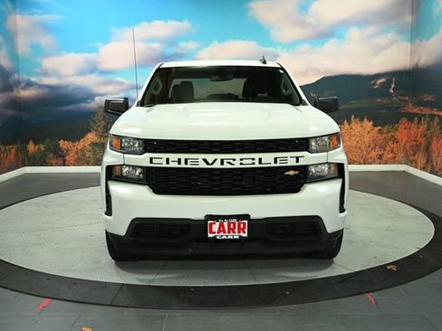 Used 2021 Chevrolet Silverado 1500 Custom image 3