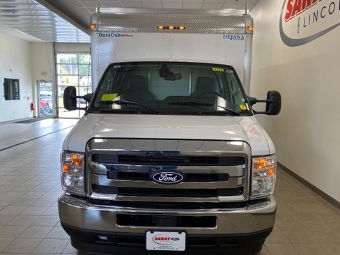 New 2026 Ford E-450 and Econoline 450 Super Duty w/ Power Equipment Group image 3