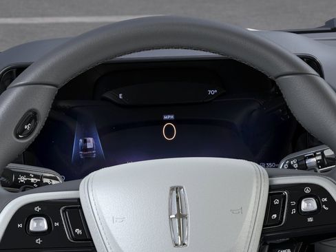 New 2026 Lincoln Aviator AWD image 13