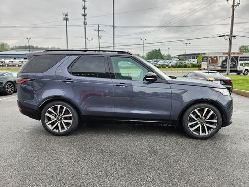 Certified 2024 Land Rover Discovery Dynamic SE AWD/4WD image 18