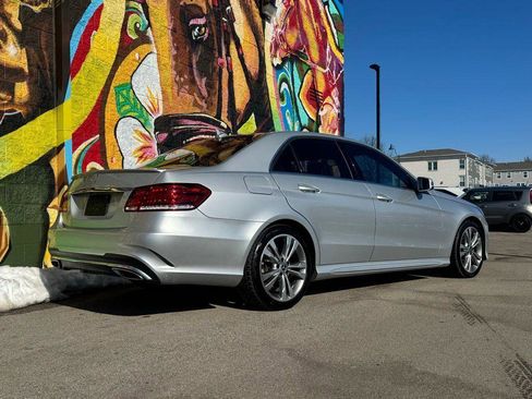 Used 2016 Mercedes-Benz E 350 E 350 Luxury image 21