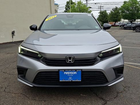 Used 2023 Honda Civic Sport image 2
