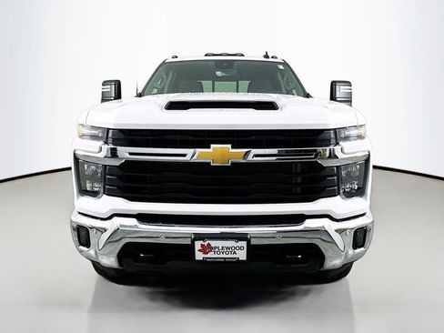 Used 2026 Chevrolet Silverado 3500 LT w/ All Star Edition AWD/4WD image 2