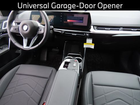 Certified 2025 BMW X1 xDrive28i w/ Premium Package AWD/4WD image 18