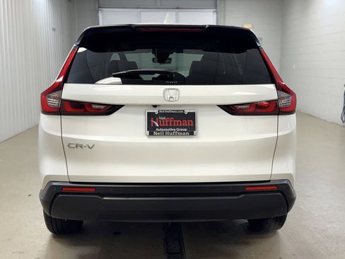 Used 2025 Honda CR-V EX-L image 6
