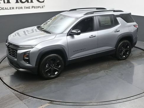 New 2026 Chevrolet Equinox LT w/ Midnight Edition FWD image 22