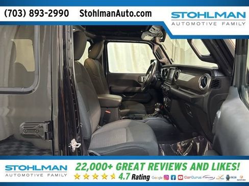 Used 2022 Jeep Wrangler Unlimited Sahara w/ Cold Weather Group image 34