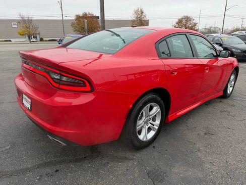 Used 2022 Dodge Charger SXT w/ Leather Interior Group image 7