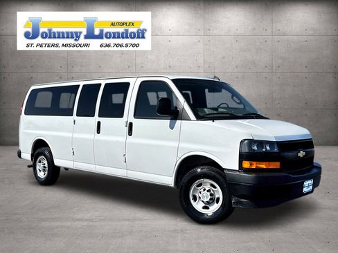 Used 2023 Chevrolet Express 3500 LS image 1