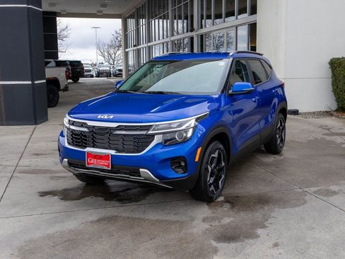 New 2026 Kia Seltos S image 3