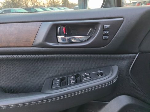 Used 2017 Subaru Outback 2.5i Limited image 27