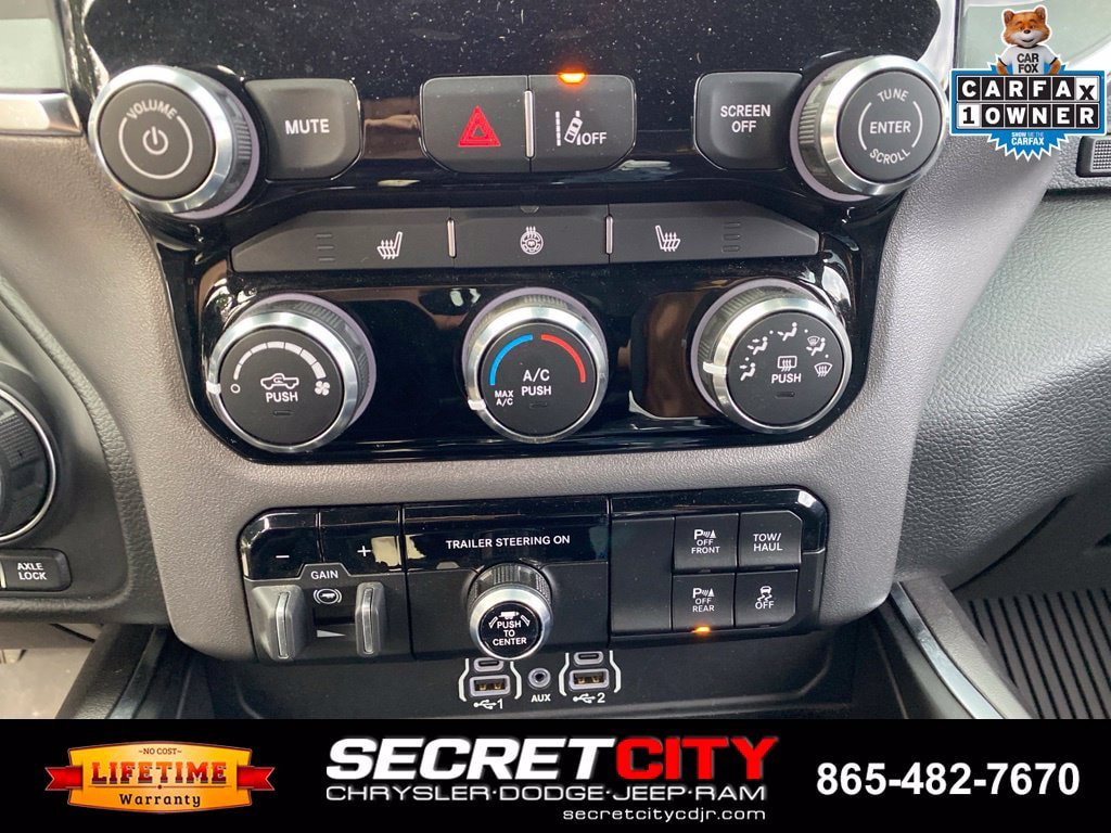 Used 2025 RAM 1500 Big Horn AWD/4WD image 17