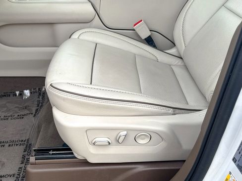 Certified 2022 GMC Yukon Denali image 21