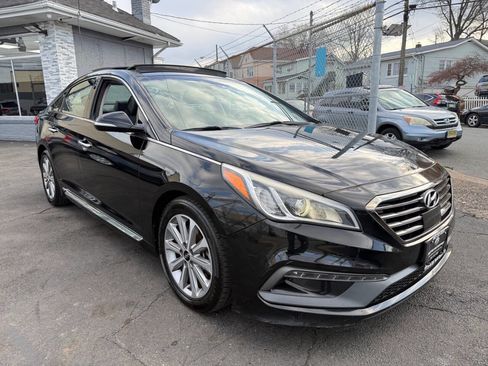 Used 2016 Hyundai Sonata Limited w/ Option Group 04 FWD image 8