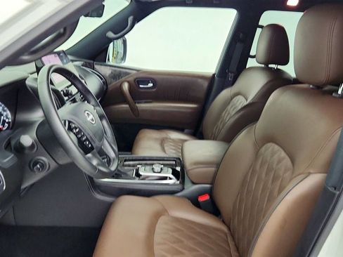Used 2024 Nissan Armada Platinum w/ Captain's Chairs Package RWD image 19