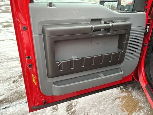 Used 2016 Ford F250 XL w/ Power Equipment Group image 37