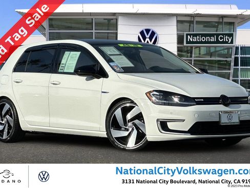 Used 2017 Volkswagen e-Golf SEL Premium image 1