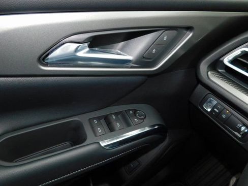 New 2026 Chevrolet Traverse LT w/ Driver Confidence Package FWD image 34