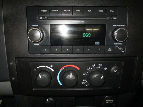 Used 2011 Dodge Dakota Big Horn w/ Skid Plate Group image 24