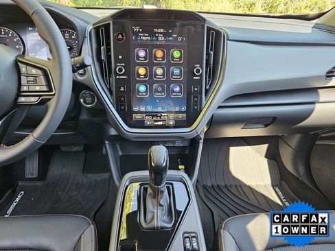 Certified 2025 Subaru Crosstrek 2.5i Limited image 17