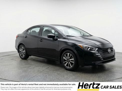 Used 2025 Nissan Versa SV image 1