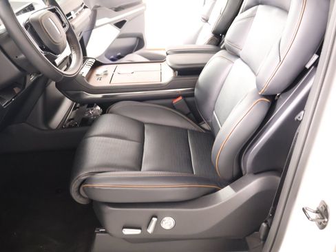 New 2026 Lincoln Navigator Black Label AWD/4WD image 12