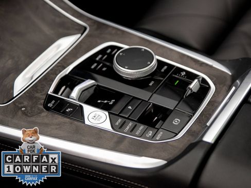 Used 2024 BMW X7 xDrive40i w/ Climate Comfort Package AWD/4WD image 22