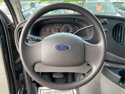 Used 2006 Ford E-350 and Econoline 350 Extended Super Duty image 12