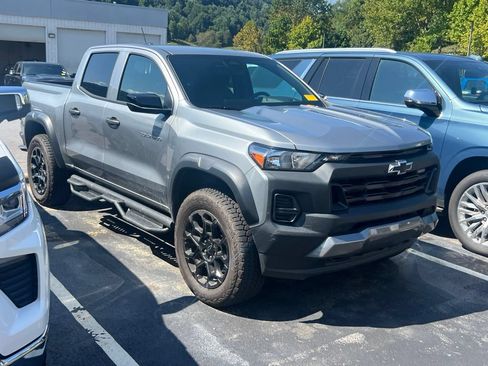 Used 2026 Chevrolet Colorado Trail Boss AWD/4WD image 1