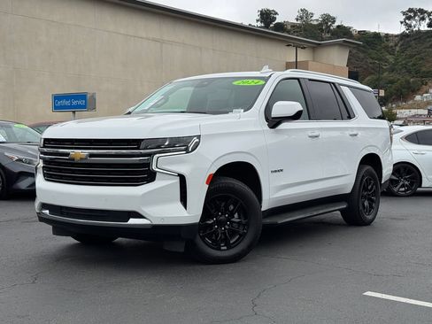 Used 2024 Chevrolet Tahoe LT RWD image 2