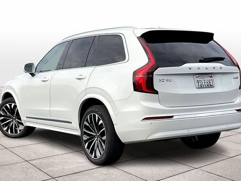 Used 2025 Volvo XC90 B5 Plus w/ Protection Package Premier image 15