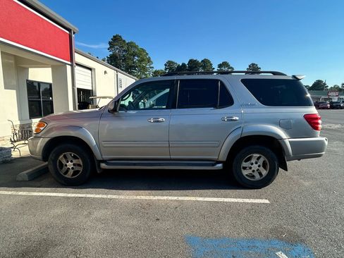 Used 2001 Toyota Sequoia Limited image 8