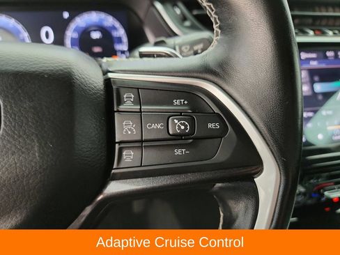 Used 2021 Jeep Grand Cherokee L Laredo AWD/4WD image 19
